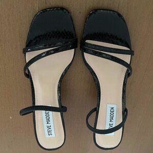 STEVE MADDEN Womens Black Snake Loft Kitten Heel Slip On Sandals 6.5 - NEW